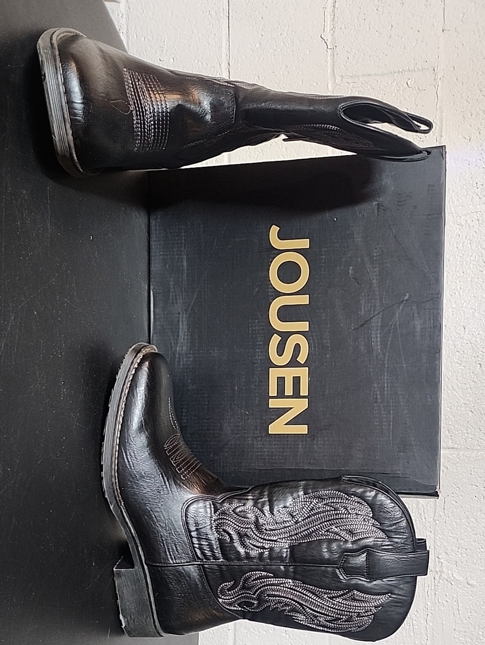 Jousen Men’s Black Western Cowboy Boots